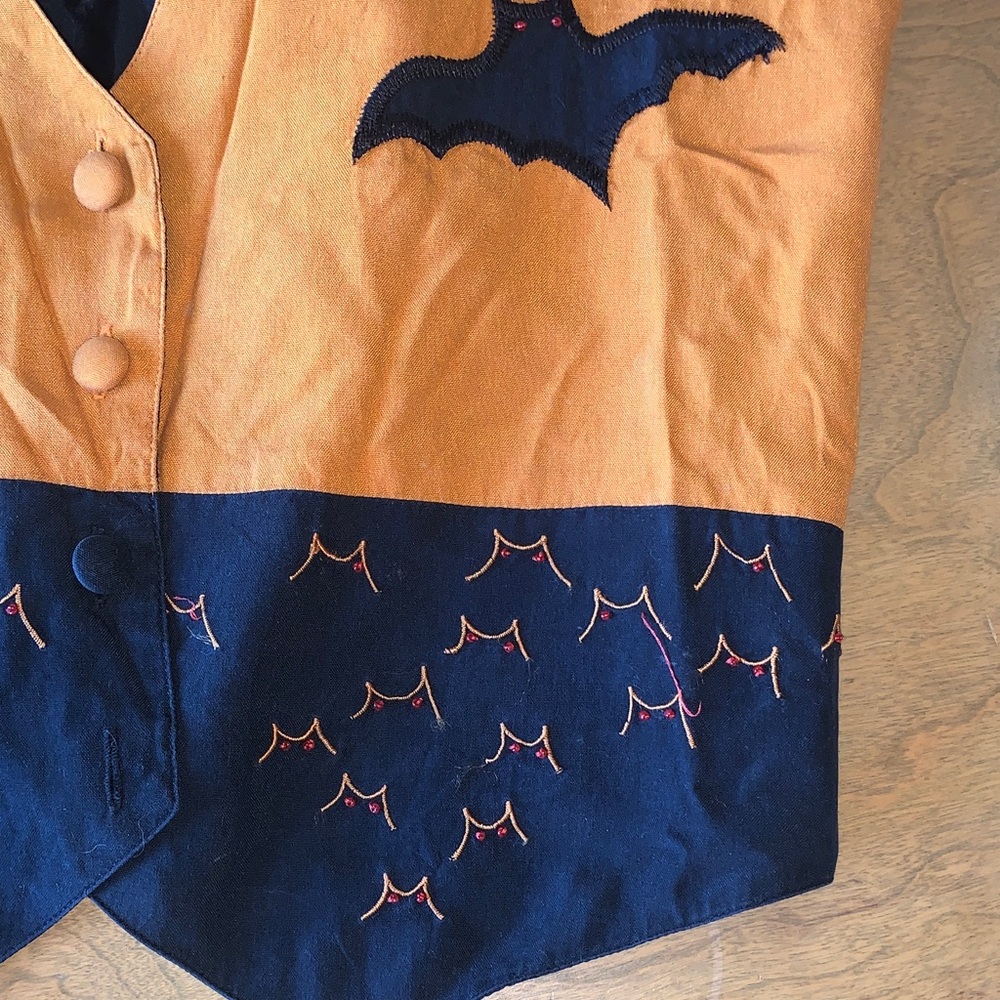 Women’s Halloween Beaded Bat Vest - Vintage - Picture 3 of 8